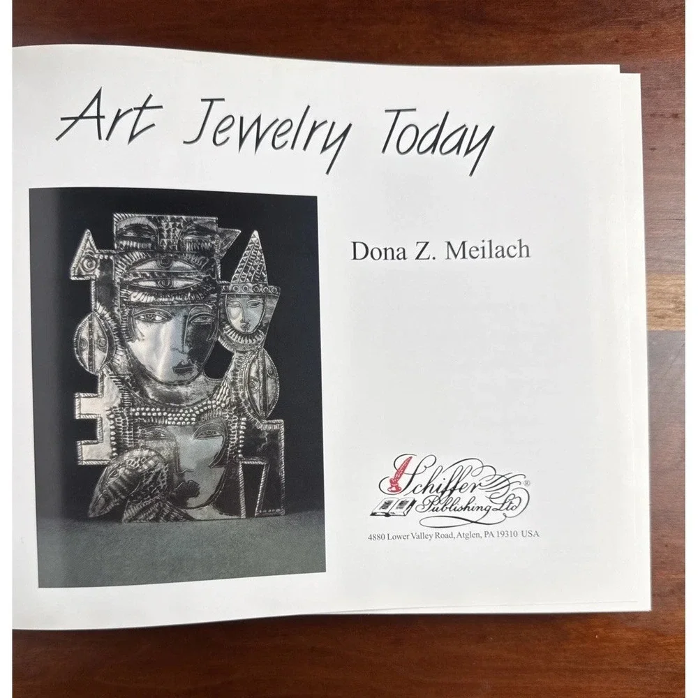 Art Jewelry Today by Dona Z. Meilach (2003 Hardcover) for Designers & Collectors